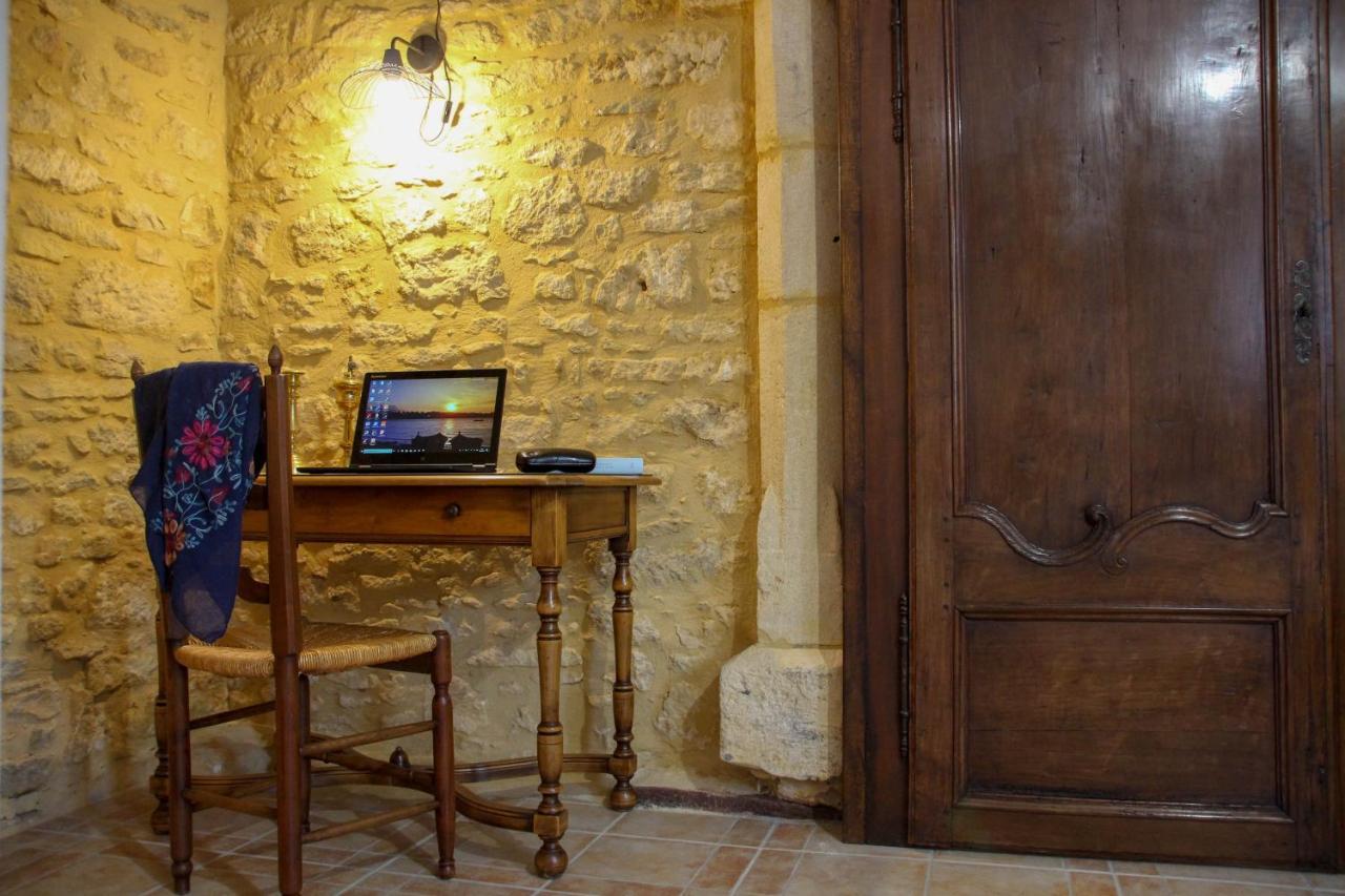 Aux Bories De Marquay, Chambres D'Hotes B&B Avec Piscine Et Spa Pres De Sarlat ภายนอก รูปภาพ