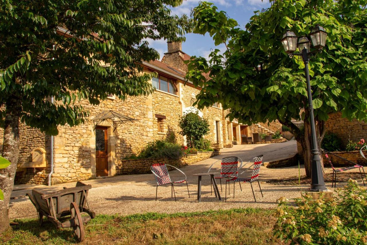 Aux Bories De Marquay, Chambres D'Hotes B&B Avec Piscine Et Spa Pres De Sarlat ภายนอก รูปภาพ