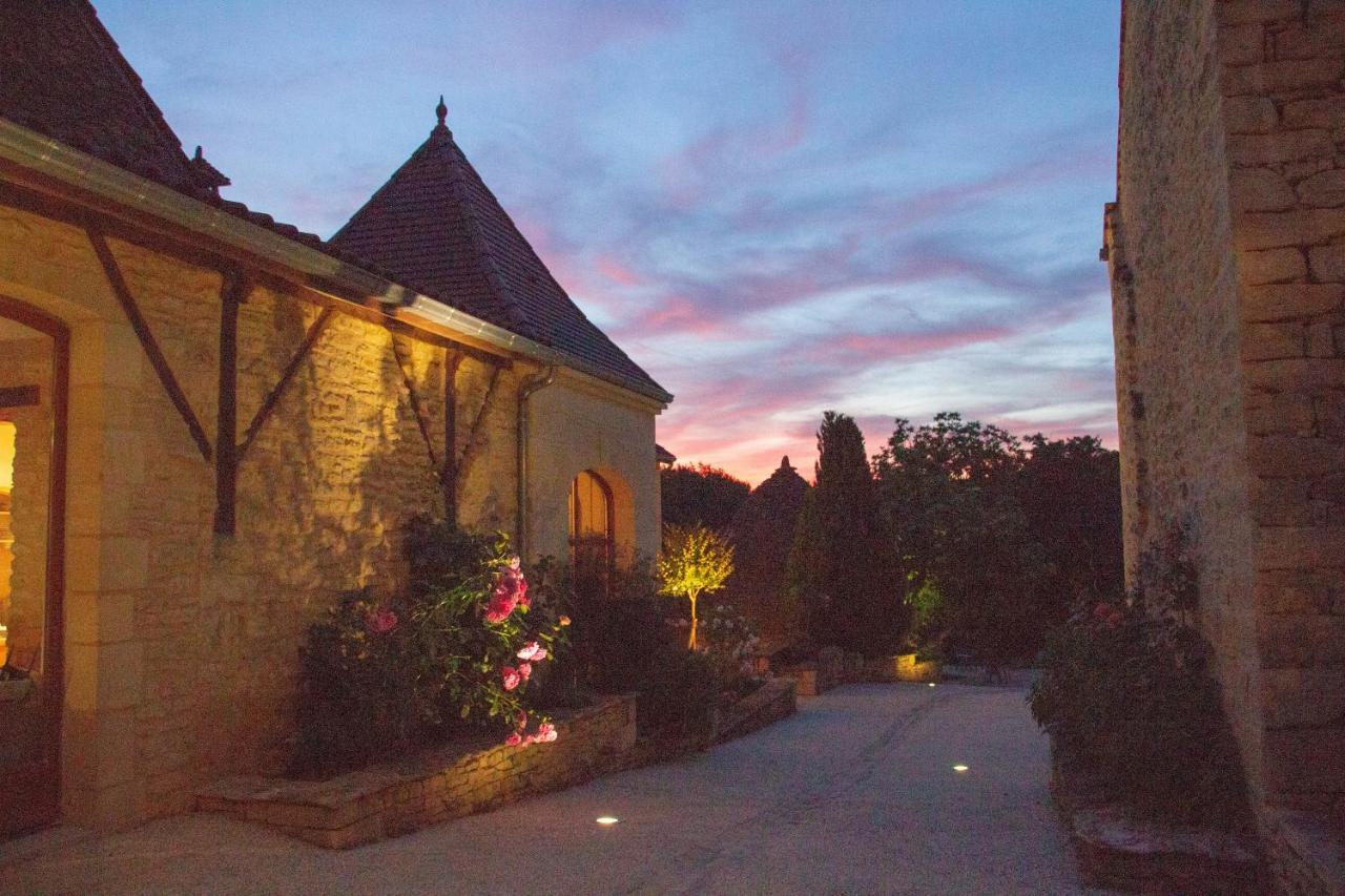 Aux Bories De Marquay, Chambres D'Hotes B&B Avec Piscine Et Spa Pres De Sarlat ภายนอก รูปภาพ