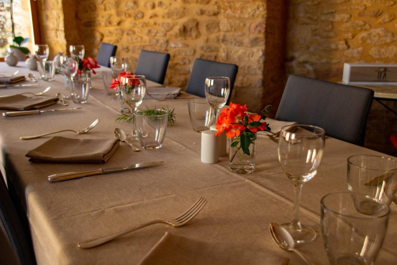 Aux Bories De Marquay, Chambres D'Hotes B&B Avec Piscine Et Spa Pres De Sarlat ภายนอก รูปภาพ